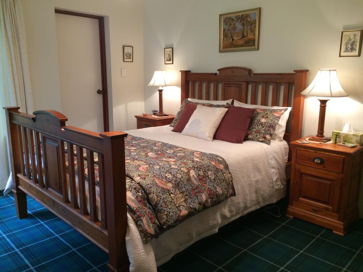 Whispering Pines Bed And Breakfast Collie Dış mekan fotoğraf